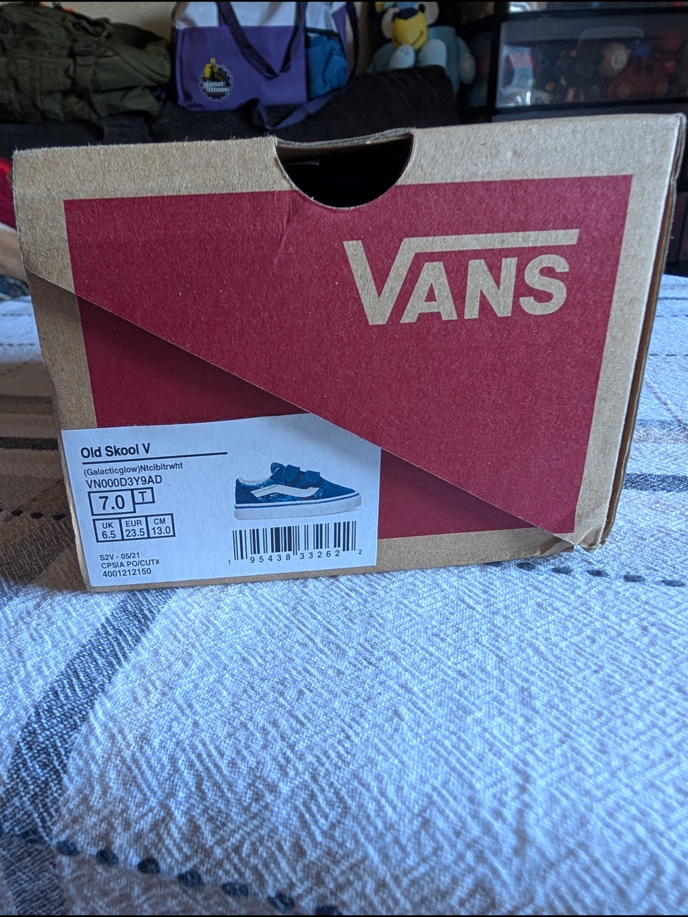 Vans Old Skool V Box - Red and Brown Graphic